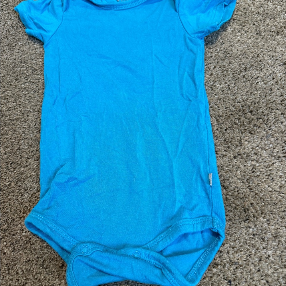 Kyte Baby short sleeve bodysuit bundle - Picture 4 of 9